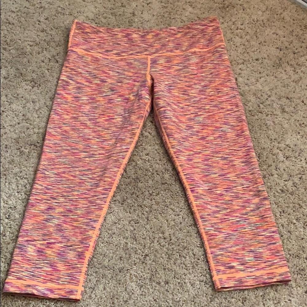 Lulu lemon yoga capris
